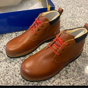 NIB SAMUEL HUBBARD NORTH COAST SADDLE BOOT BROWN TAN SIZE 9